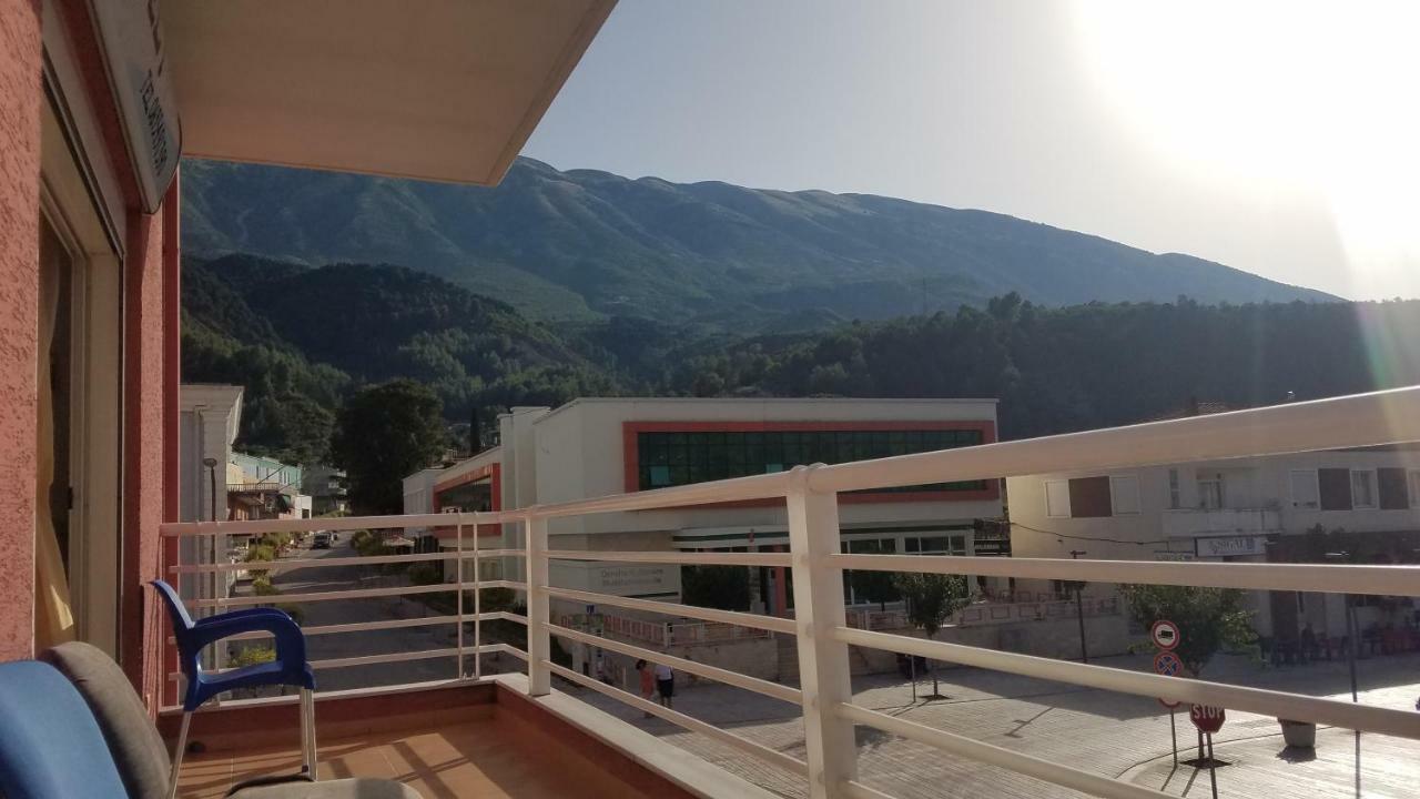 Keli Guest House& Rafting Adventures Përmet Exterior foto